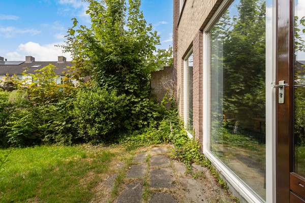 Medium property photo - Domela Nieuwenhuisstraat 14, 3354 AE Papendrecht